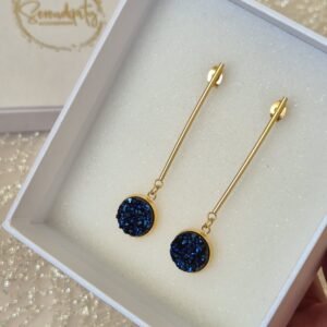 Viseće zlatne – Deep Blue Stardust – elegantna minđuša iz kolekcije Serendipity