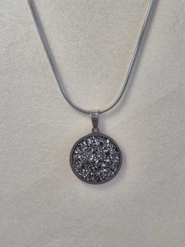Ogrlica srebrna veća – Graphite Stardust – elegantna ogrlica iz kolekcije Serendipity
