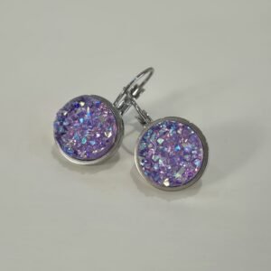 Francuske srebrne kopče – Soft Lilac – elegantna minđuša iz kolekcije Serendipity