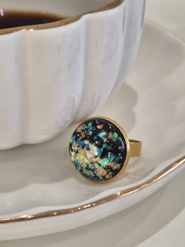 Prsten zlatni veći – Gilded Midnight – elegantna prsten iz kolekcije Serendipity