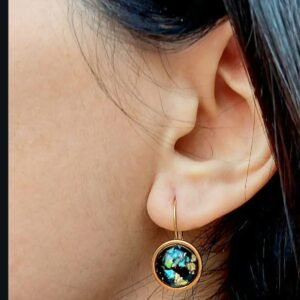 Francuske zlatne kopče – Gilded Midnight – elegantna minđuša iz kolekcije Serendipity